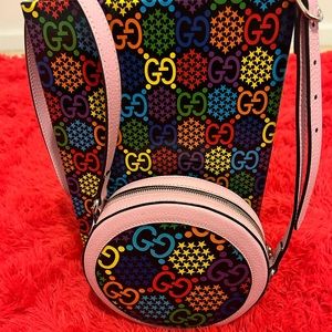 Gucci pink with multicolored GG psychedelic crossbody in excellent condition